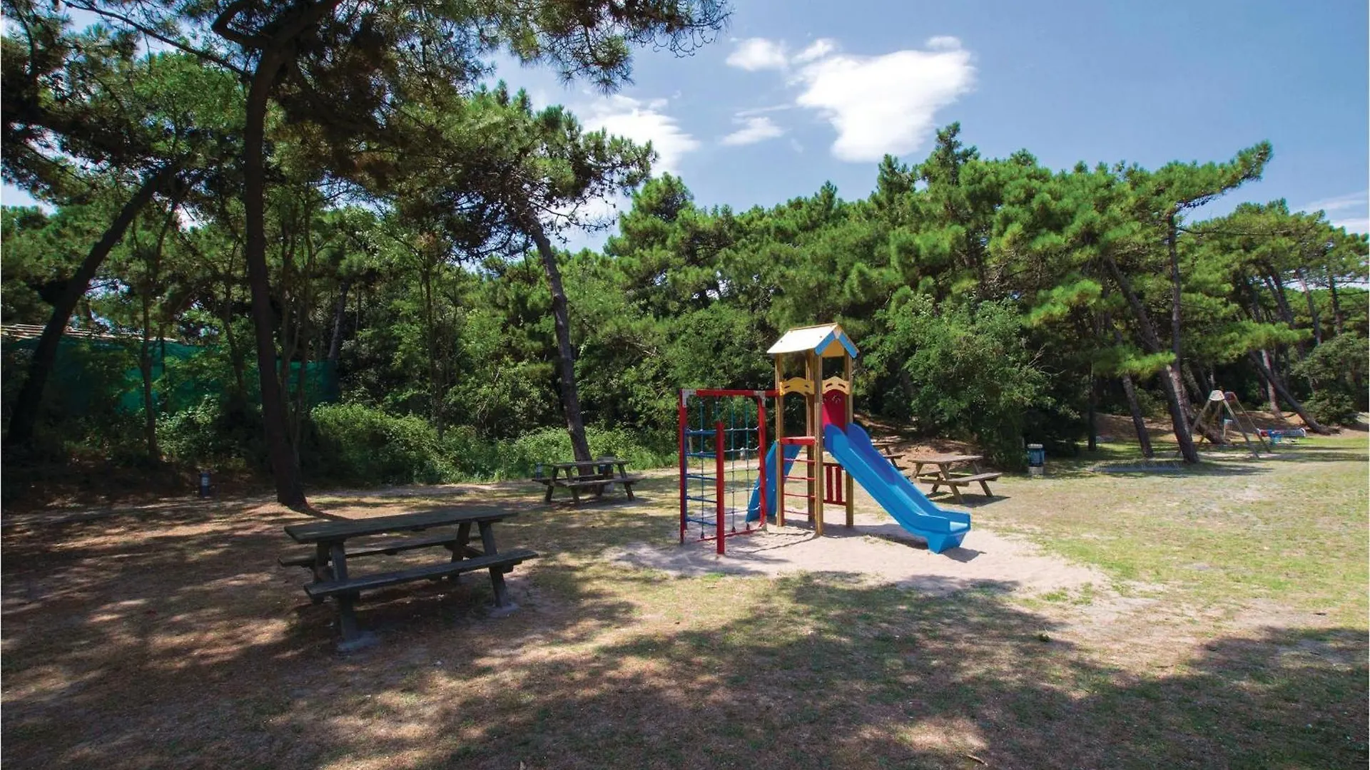 Pet Friendly Apartment In Rosolina Mare With Wifi